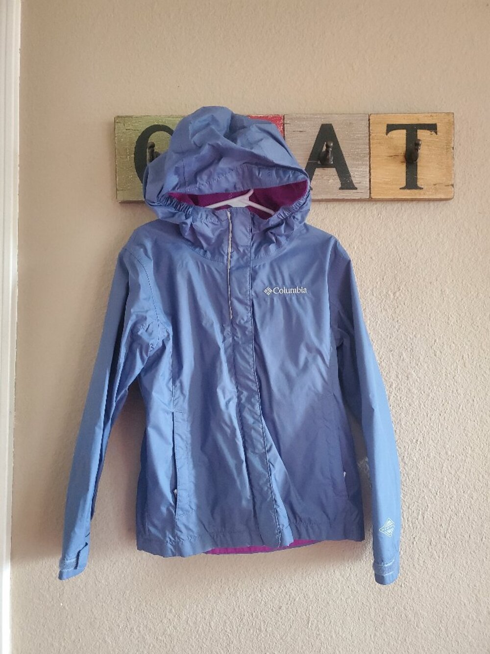 Columbia kids rain jacket windbreaker. Size XS